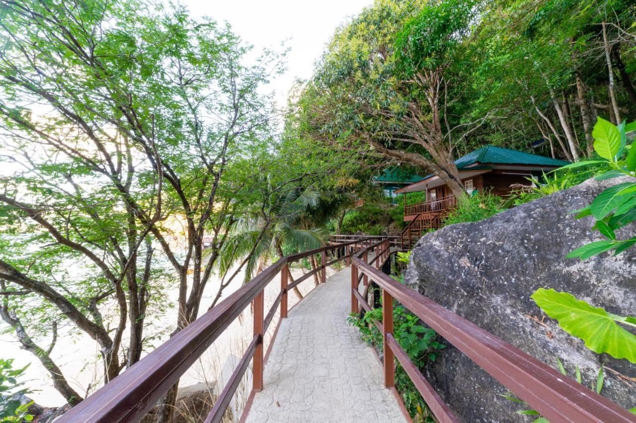 Kudugman Beach Cottages - エルニド エクステリア 写真